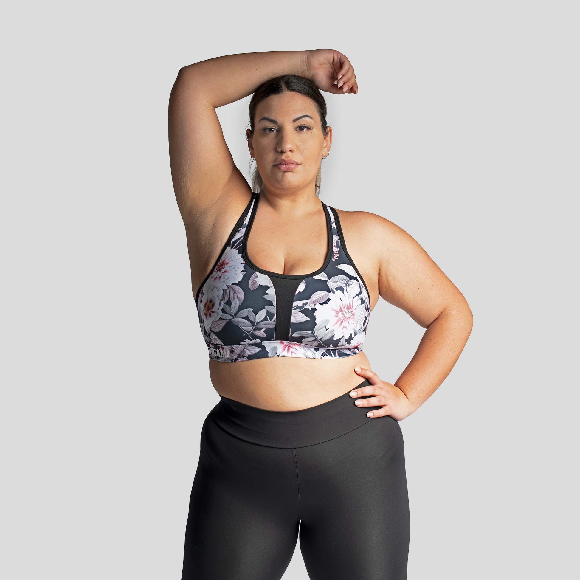 Comfortable sports bra for plus size women in camellia style